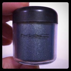 MAC cosmetics eyeshadow